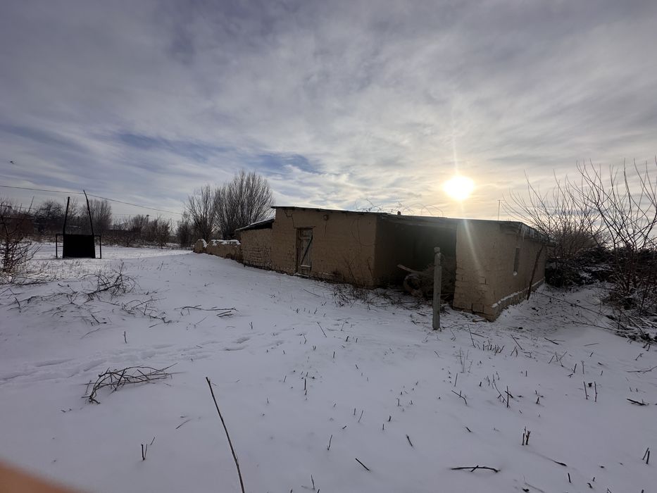 yer sotiladi maydoni 75.3 sòtik yashasa boladi