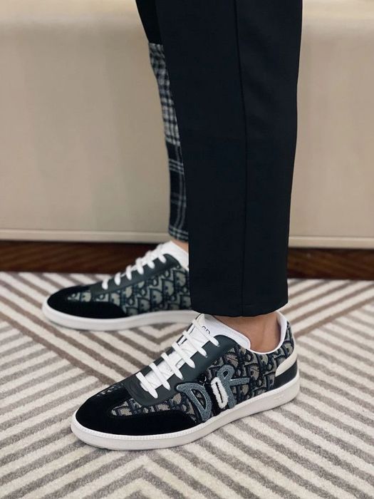 CD B27 Low Top Oblique Black/White