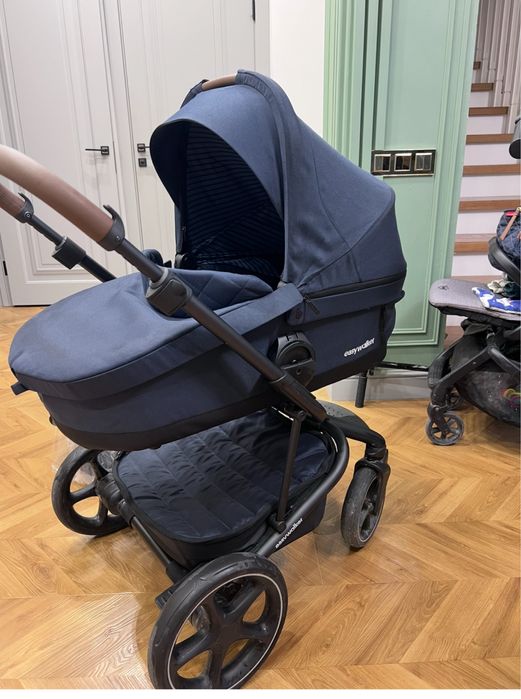 Продам коляску Easywalker