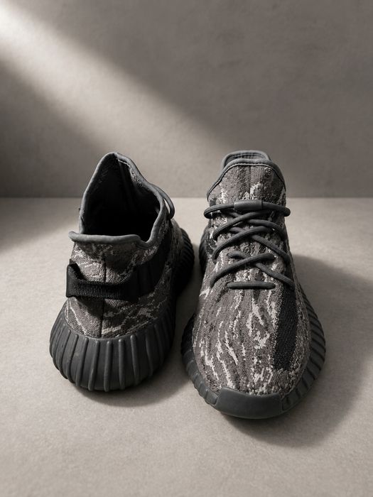 Yeezy Boost 350 Dark Salt