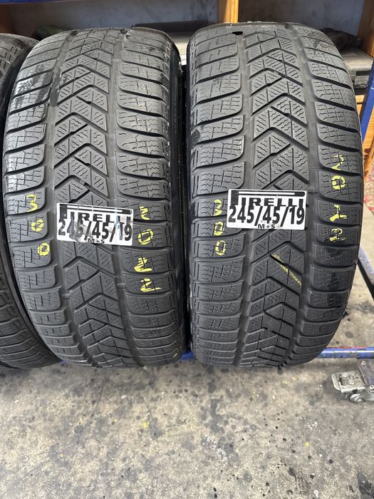 245/45/19 Pirelli M+S