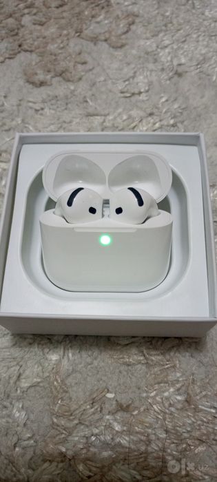 AirPods 4 продаю