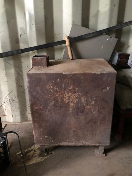 продам металлическую печь