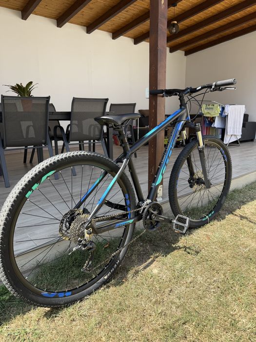 Bicicletă MTB CROSS GRX 9 HDB 29 – stare foarte bună