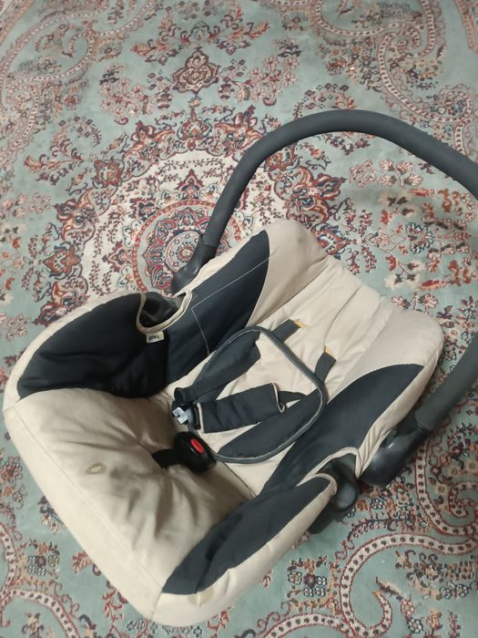 Автокресло для ребенка