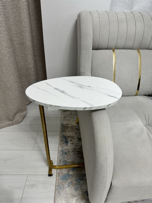 Журнальный столик