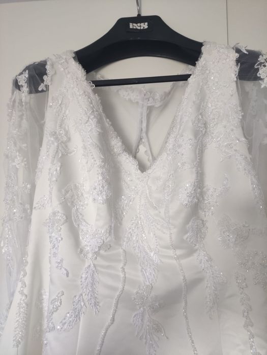 Vand rochie de mireasa