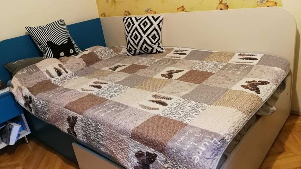 Mobilier camera copil