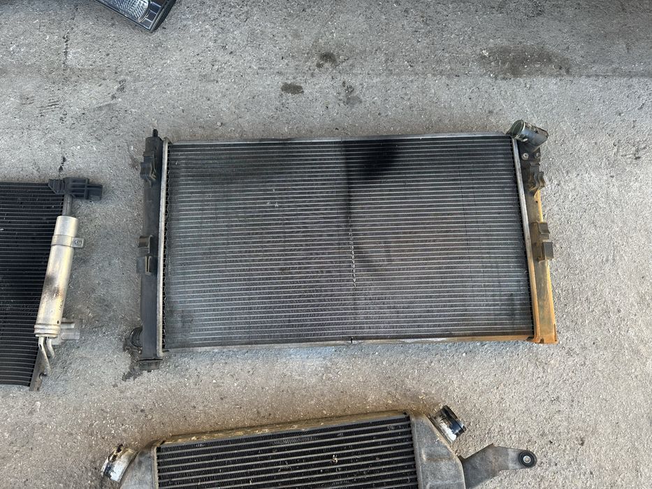 Воден радиатор,Радиатор Клима,Интеркулер,Перки за Митсубиши Аутлендър