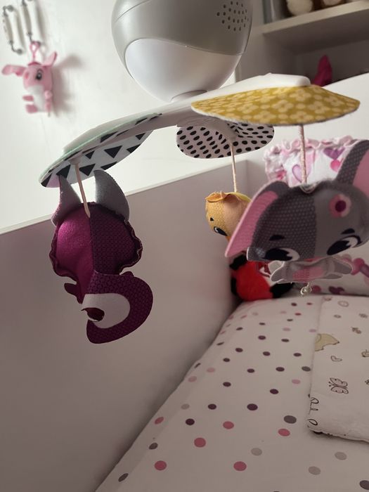 TINY LOVE Музикална въртележка