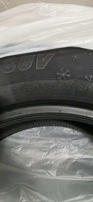 Новый Шины зима  235/60/18