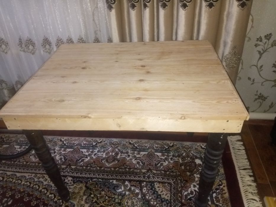 Стол сатилади  жагдаиы таза