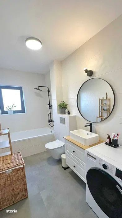 Apartament de vanzare 2 camere 51mp gradina 40 mp zona : Sub cetate Po
