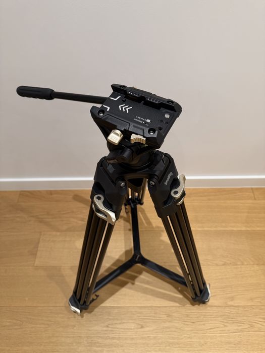 Trepied SmallRig Heavy-Duty cu Cap Fluid 186 cm;