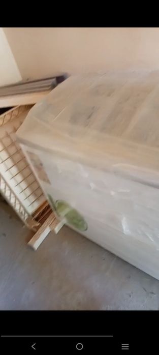 Batut, Holodilniklar, Marojniy aparat komplekt sotiladi. Srochna!!!