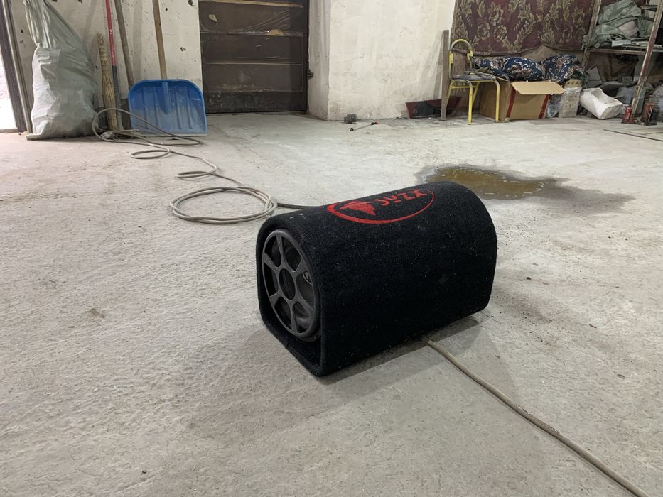 Сабвуфер бочка средняя