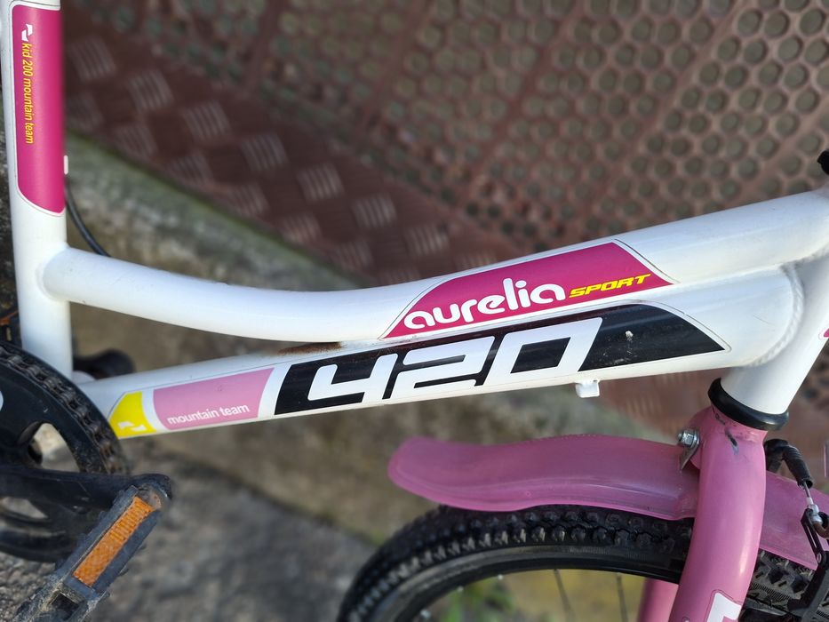 Vând bicicletă copii