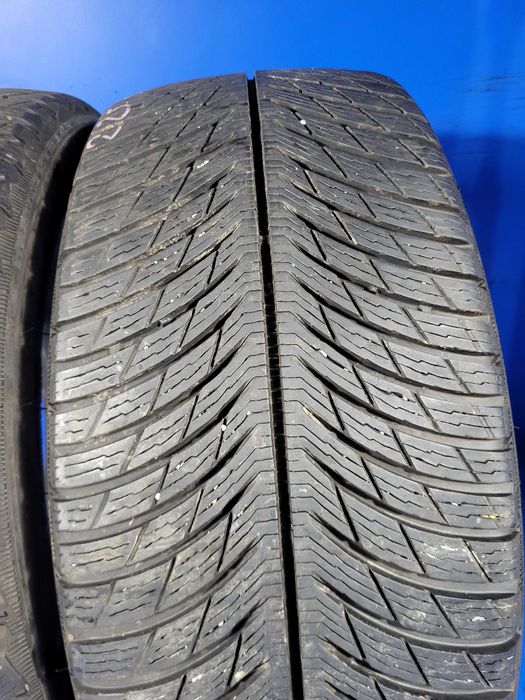 Vand 2 anvelope m+s 225 45 18 Michelin Pilot Alpin foarte bune an 2021