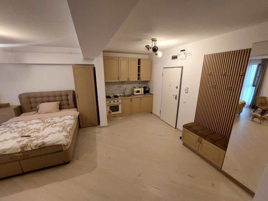 Particular Închiriez garsonieră