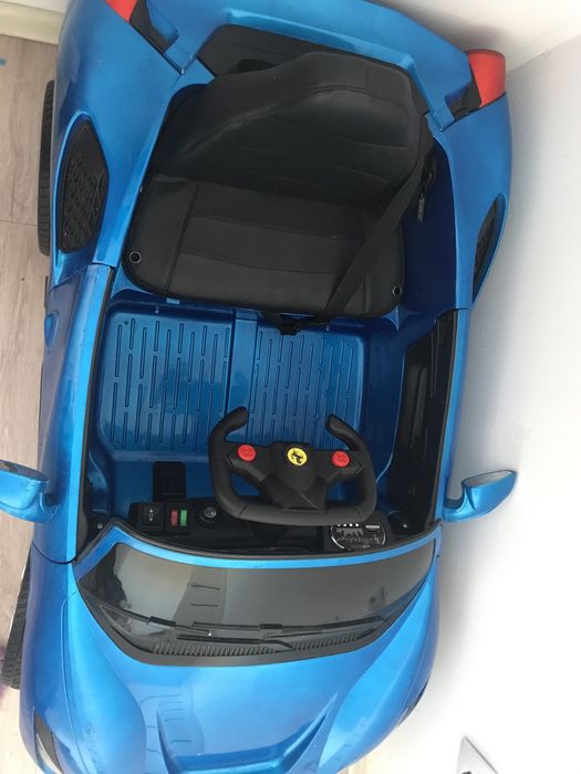 Продам машину