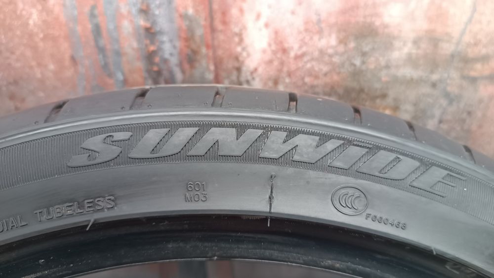 225/40/18 Sunwide Дот 4623