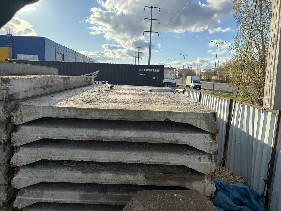 Продам плиты размеры 6*3