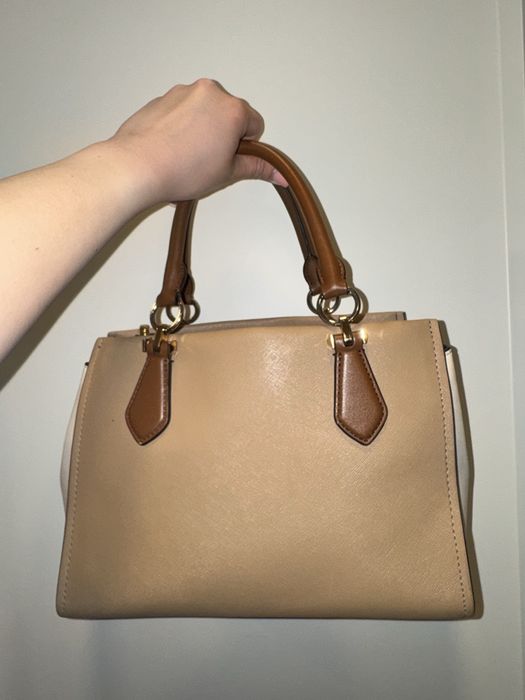 Michel kors дамска чанта