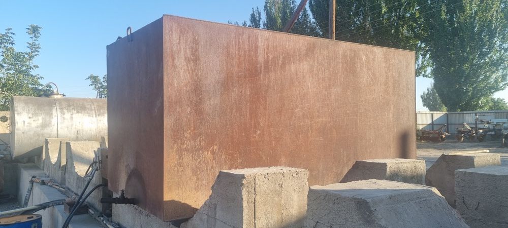 Ёмкость 5 тонн 5.000 литров.
