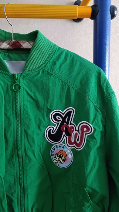 Ветровка Bershka