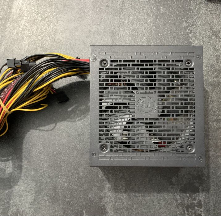 Блок питания Thermaltake 800S 700Watt