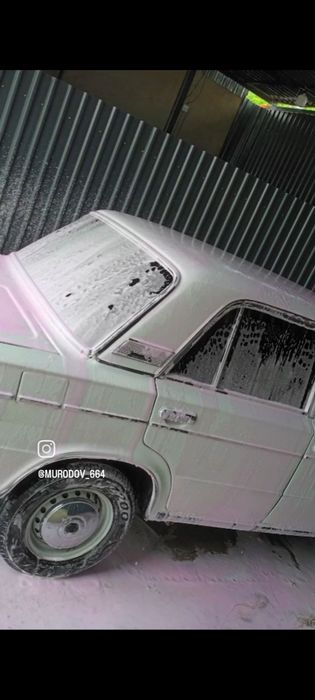 Lada vaz 2106 sotiladi