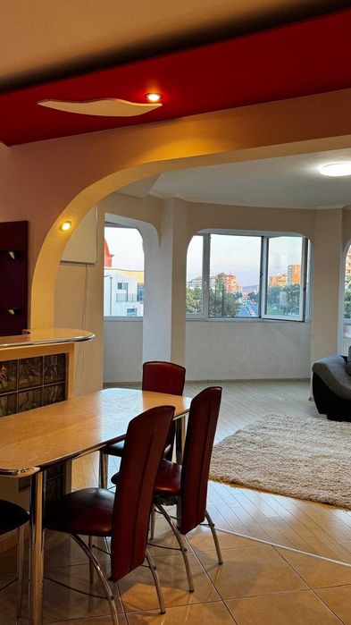 Apartament 3 camere de inchiriat in Zona Nufarul / Lotus