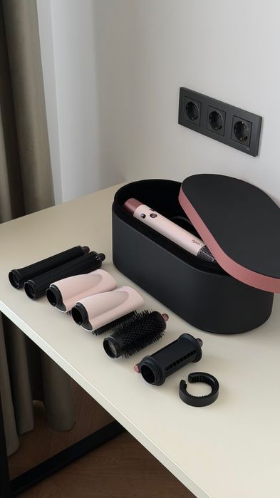 Dyson Airwrap стайлер розовый