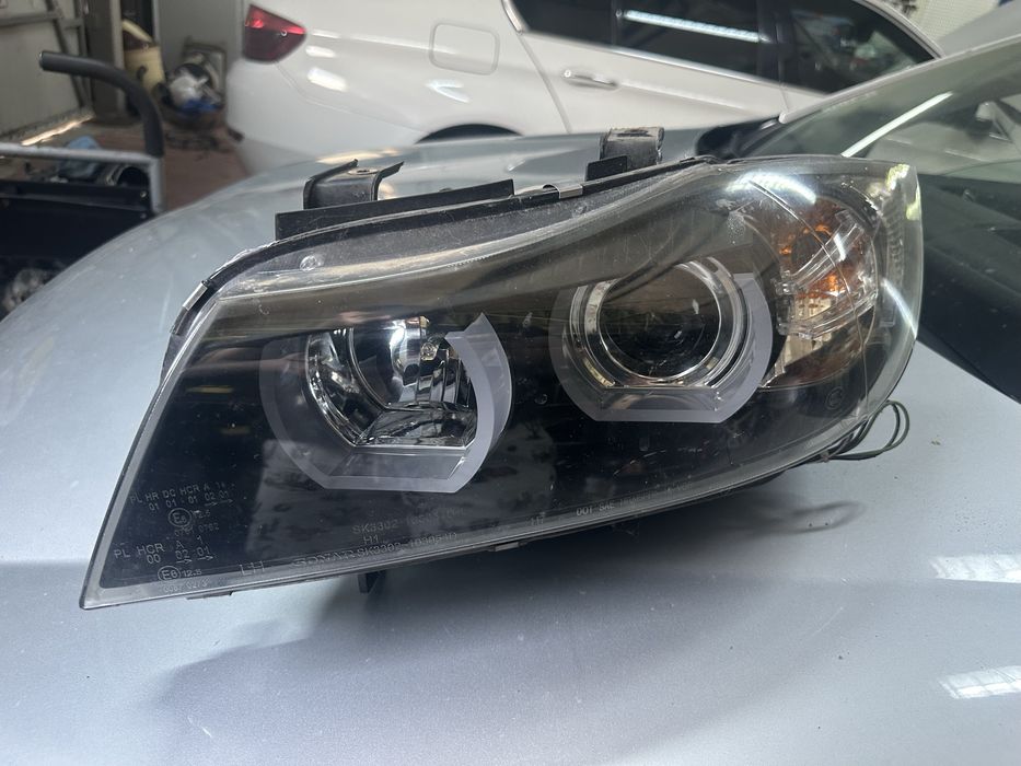 Far stanga bmw e90 aftermarket led xenon