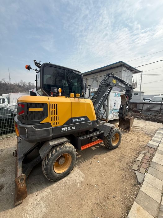 Услуга аренда малюка 3в1 экскватор