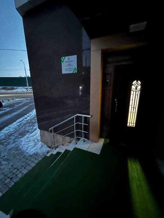 Цоколь. Учебный центр. Лабзак. Абай круг. Аренда. Офис.