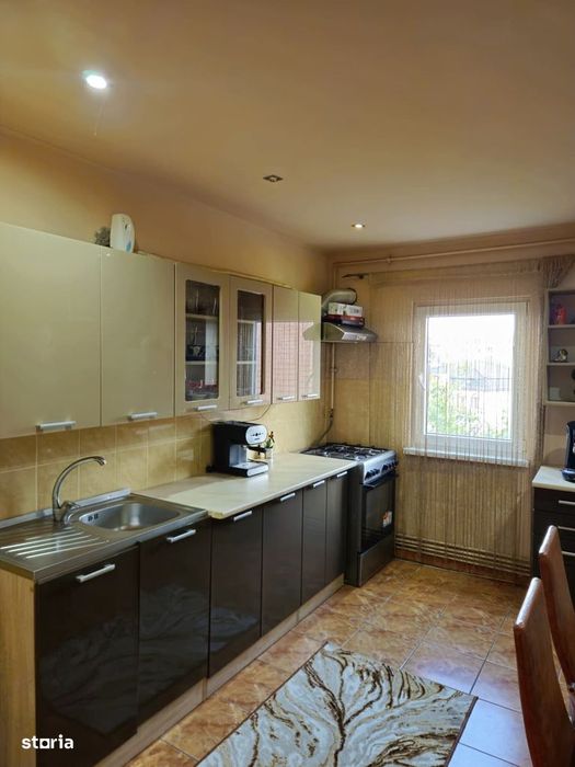 Apartament 2 camere premium, mobilat, centrală proprie zona Cornet