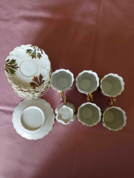 Порцеланов сервиз за кафе - 6 чаши с чинийки (1920-1924 год.)
