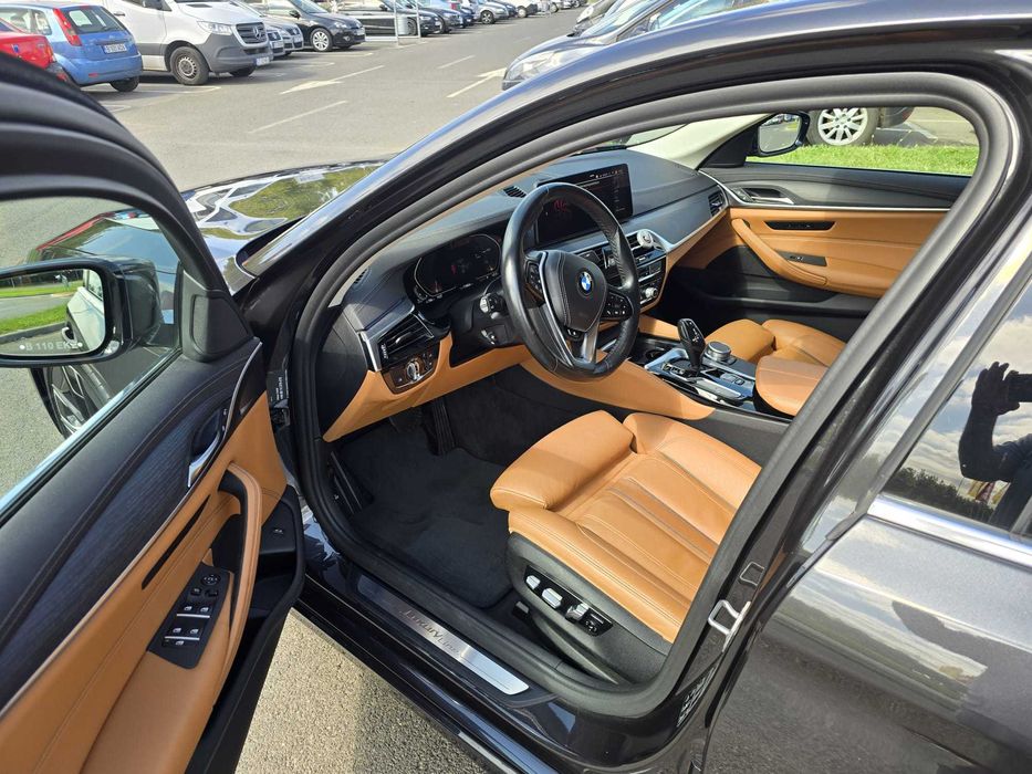 BMW Seria 5 Sedan 530d xDrive Automata,Mild Hibrid,3.0 L Diesel 286 CP