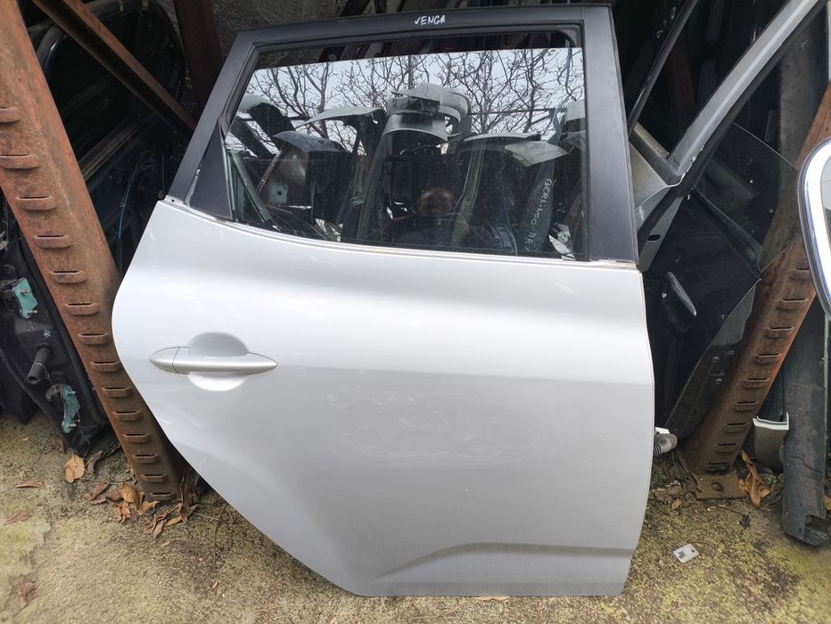 Врата за Kia Venga