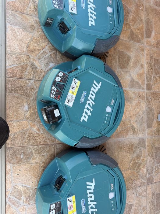 Aspirator robot Makita pe bateri
