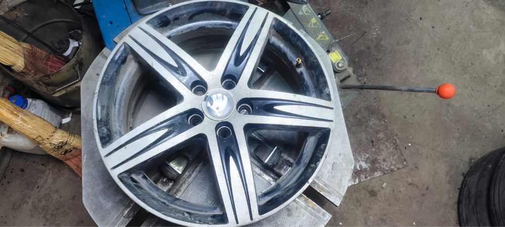 На 16 5/100 Тойота И Т Д