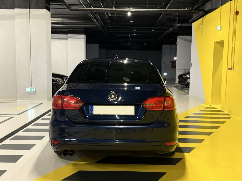 VOLKSWAGEN Jetta 2013 — imagine 4