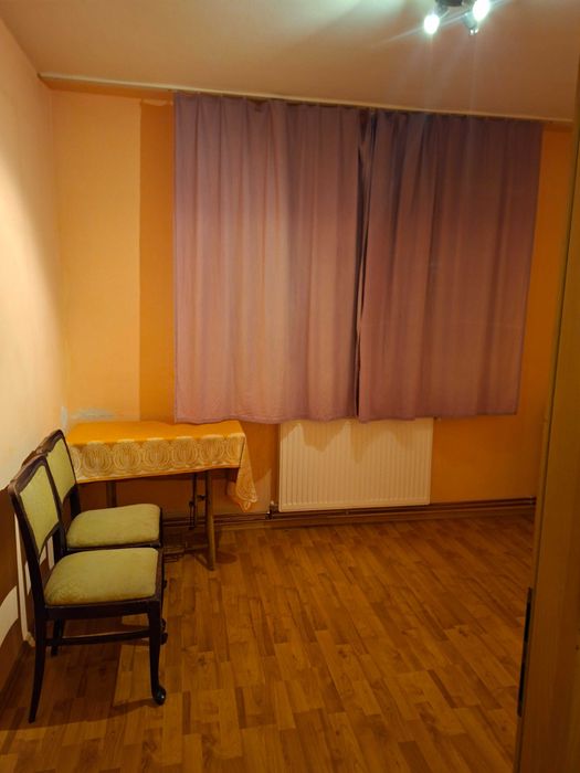Vand apartament 3 camere Vlaicu-Lebada