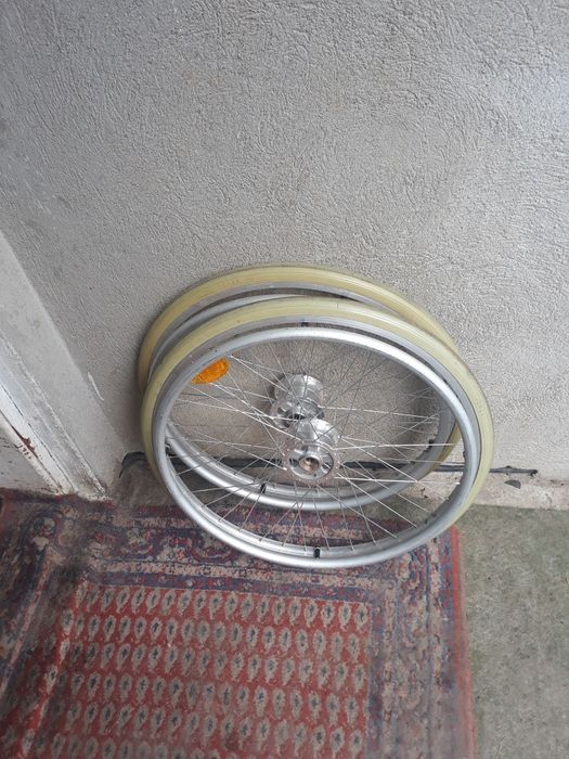 Roti cărucior handicap