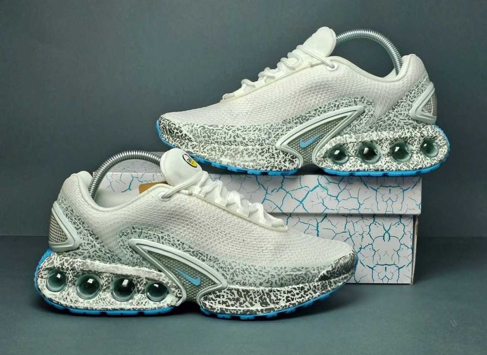 Мъжки нови маратонки Nike Air Max DN 'White Safari налични