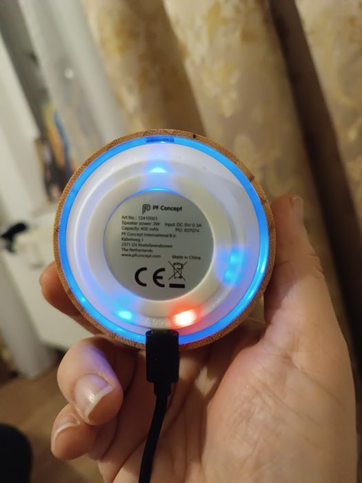 Boxă mini portabilă cu bluetooth nefolosită