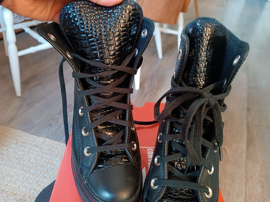 Нови кецове converse