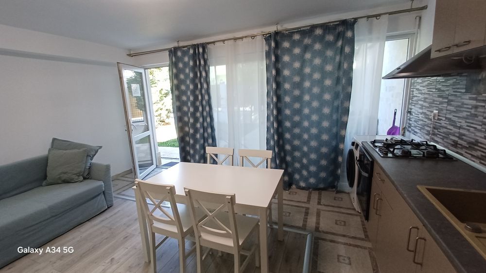 Inchiriez apartament cu 2 camere in Eforie Nord