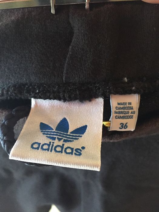 Adidas оригинални нови къси дамски панталони